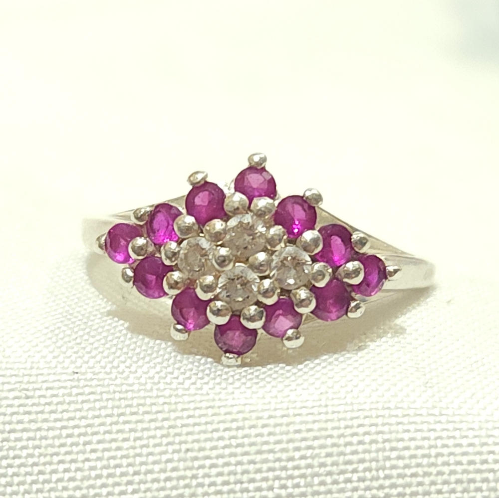 AVON Designer RJ GRAZIANO 925 Sterling Silver Pink & White Crystal Ring Size 5